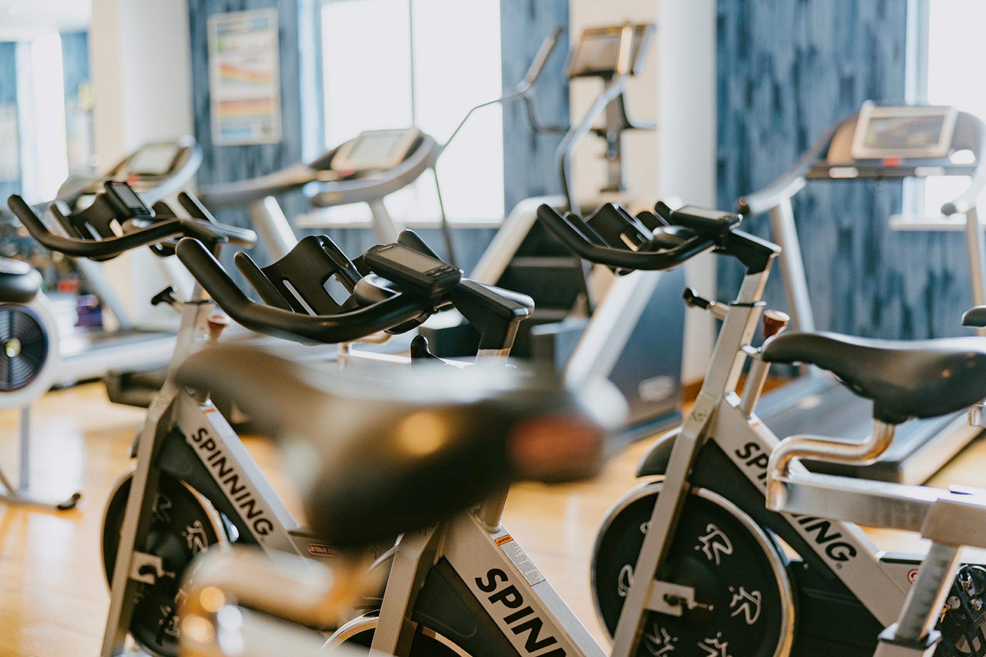 Hotel Slieve Donard Newcastle  Esterno foto Indoor cycling bikes