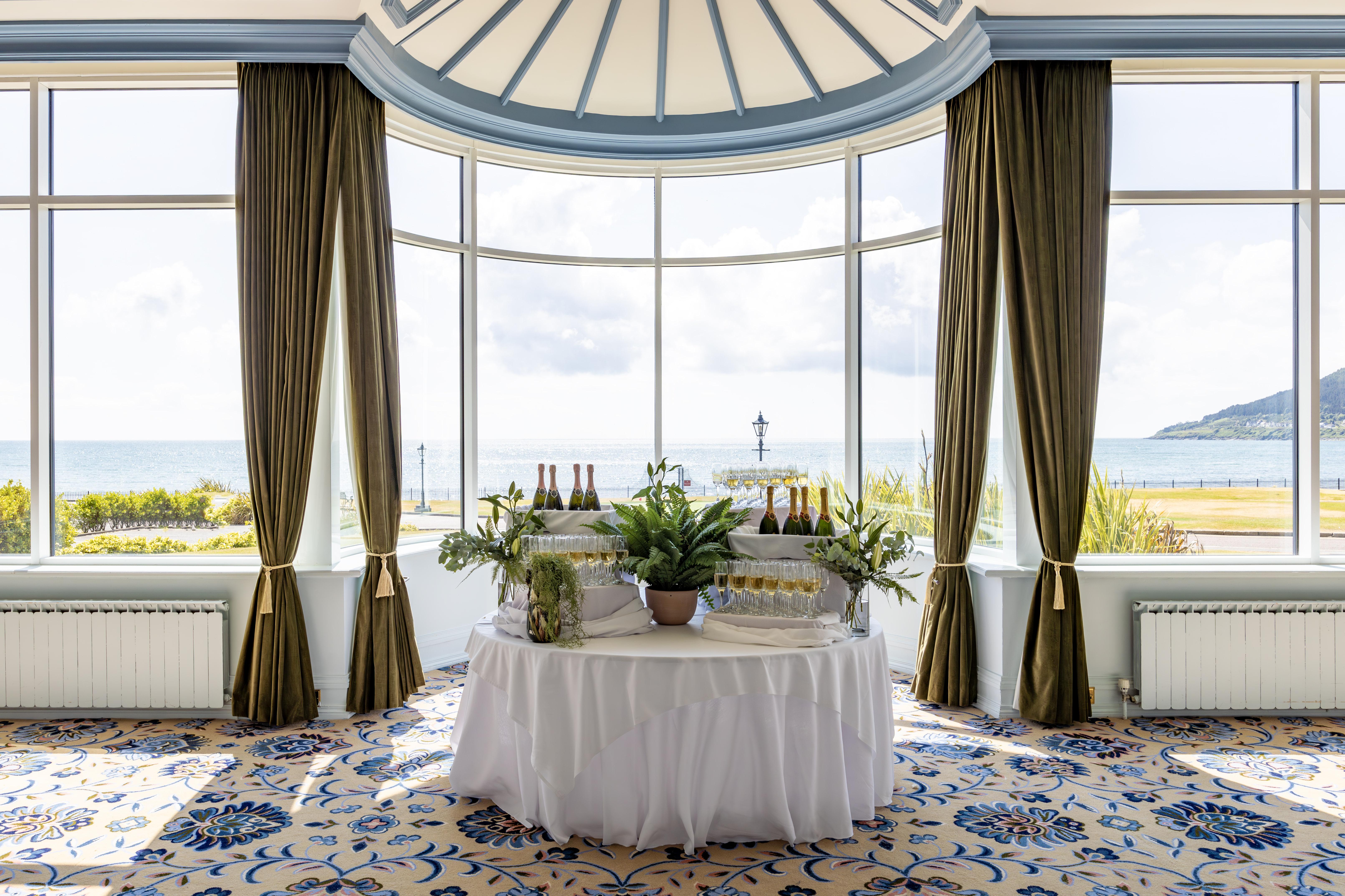 Hotel Slieve Donard Newcastle  Esterno foto The Bay Hotel
