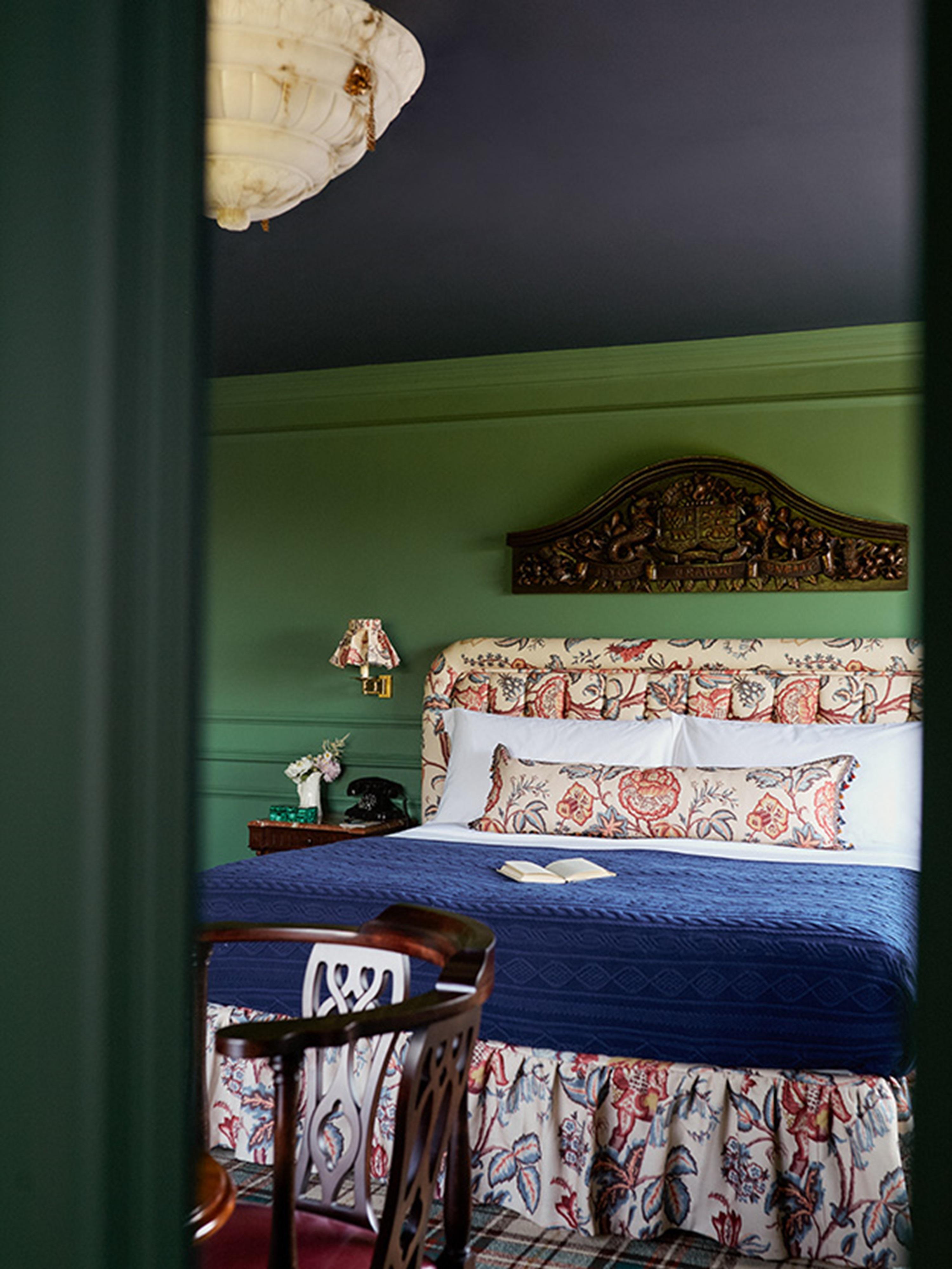 Hotel Slieve Donard Newcastle  Esterno foto A bedroom at the Inn
